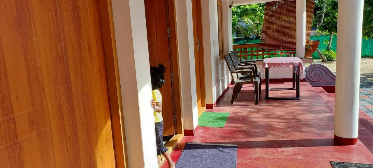 Marari Anna Beach Villa Mararikulam Εξωτερικό φωτογραφία