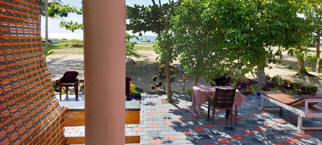 Marari Anna Beach Villa Mararikulam Εξωτερικό φωτογραφία