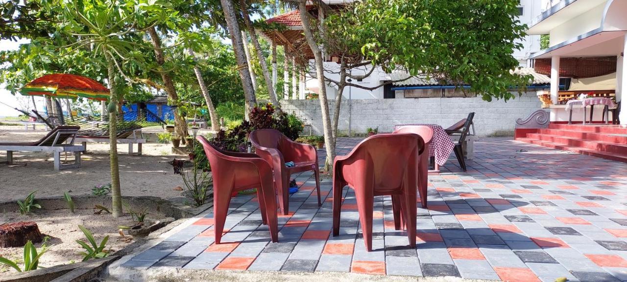 Marari Anna Beach Villa Mararikulam Εξωτερικό φωτογραφία